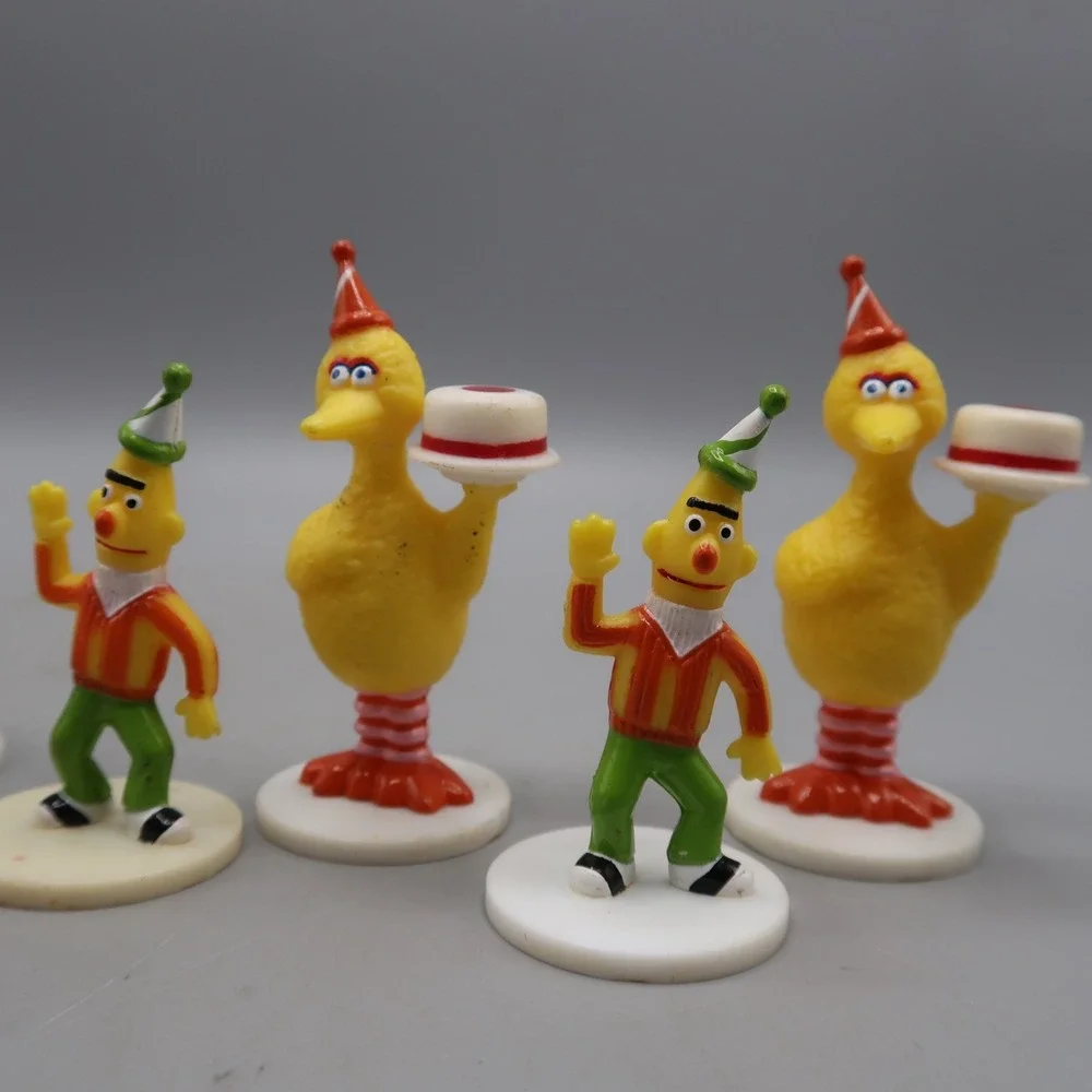 Lot Of 8 Vintage Sesame Street Wilton Cake Toppers Figures Big Bird Bert‎ Ernie